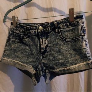 F21 - acid wash shorts